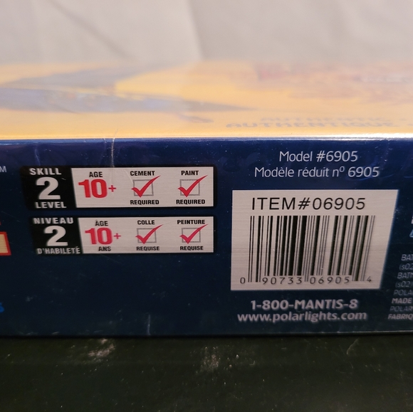 Polar Lights Batplane Plastic Model Kit - Picture 3 of 5